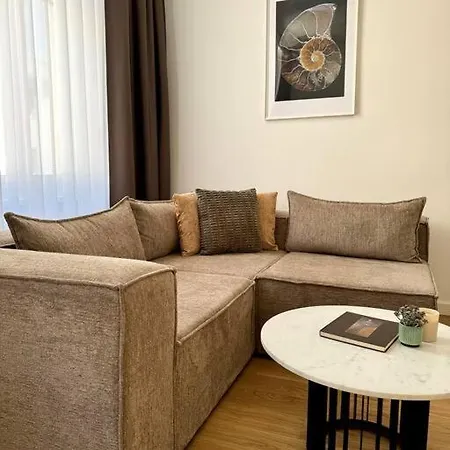 Apartment Neu! Stilvolles Wohnen In Historischem Ambiente 10,2