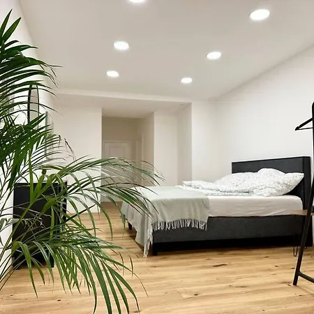 Stylish Central 2 Bedroom