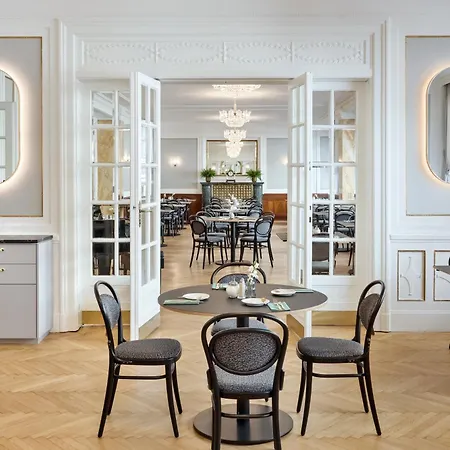 Hotel Austria Trend Astoria 4*