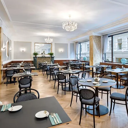 Astoria 4*