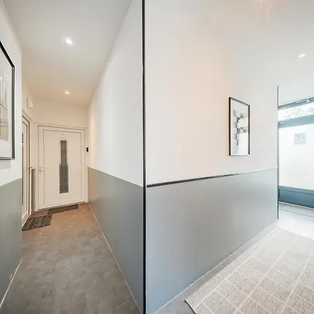 Center Lofts *