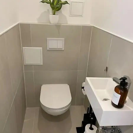 Apartment U4 Spittelau-tr9 Vienna