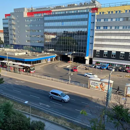 Joop Deluxe-free Garage,near Schoenbrunn Palace