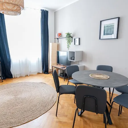 1110 Apartment *
