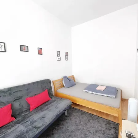 Perfectly Located Cozy Vienna