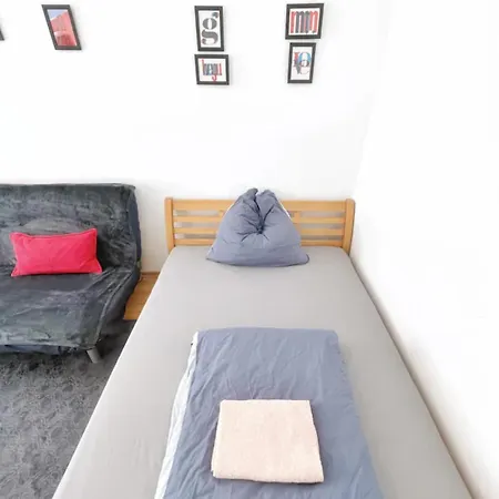 Perfectly Located Cozy