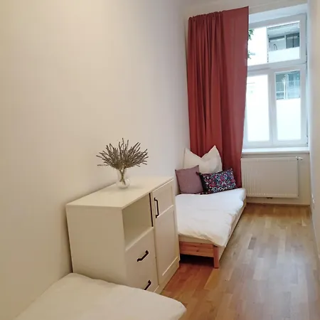 Hotel 170sqm With Private Garden