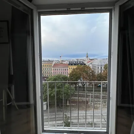 Stylish In Entire Apartment *