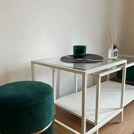Stylish In Entire Apartment Vienna