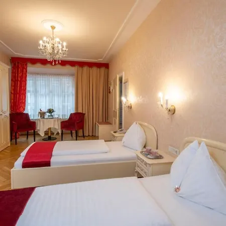 Pertschy Palais 4*