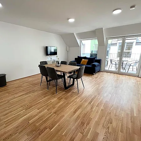 Gg13 Vienna, Air-conditioned, Next To Metro, Close To Sights Apartment