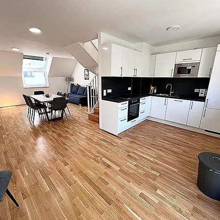 Gg13 Vienna, Air-conditioned, Next To Metro, Close To Sights Apartment