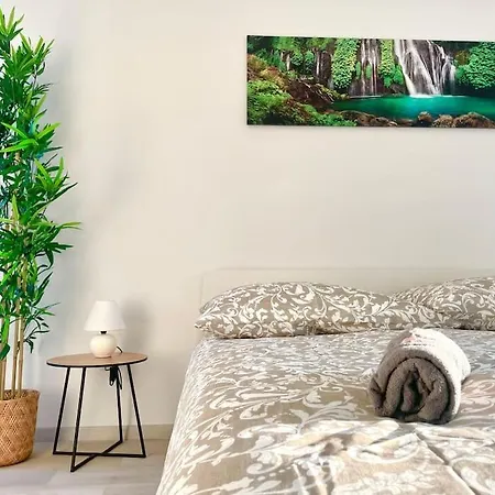 Modern Stylish With Garden Apartment *