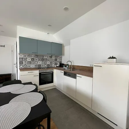Apartamento Feelhome-dachterrasse-4 Gaeste-wifi