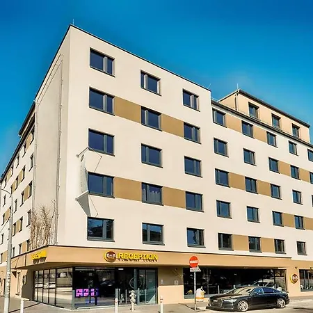 Wien-stadthalle Hotel