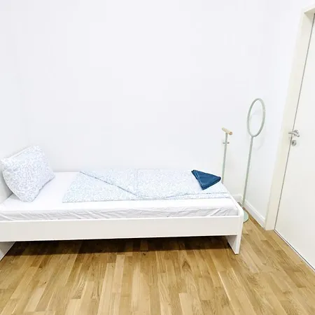 Spacious In A Lively Area *