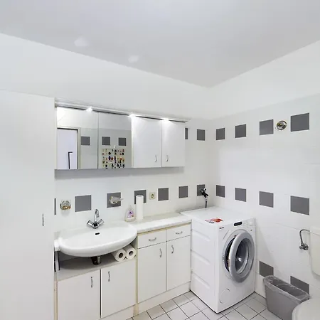 Apartment Wohnen In Der Herzgasse