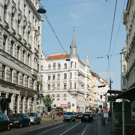Classy In Josefstadt Perfect For 4-6 *