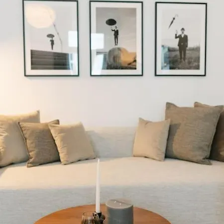 Apartment Classy In Josefstadt Perfect For 4-6