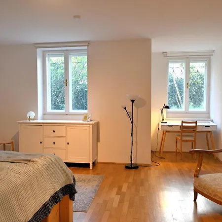 Garden Retreat Apartment Vienna