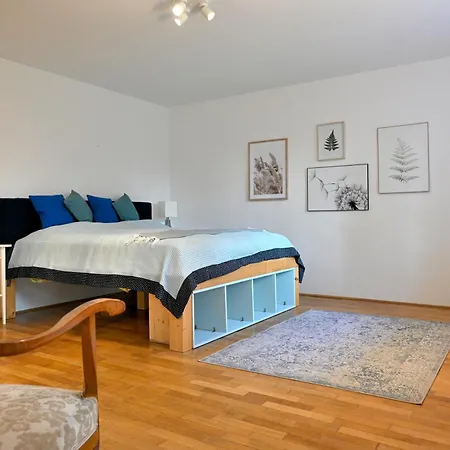 Garden Retreat Apartment *
