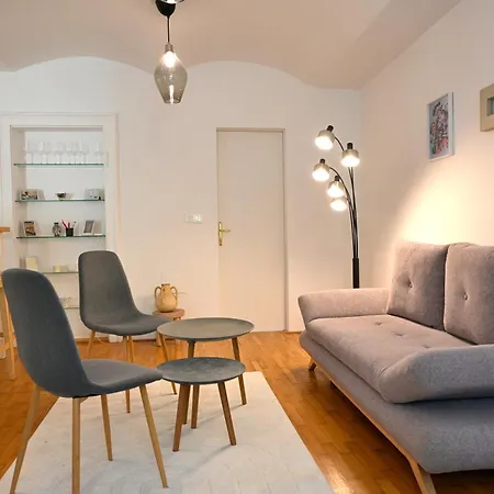 Garden Retreat Apartment Vienna