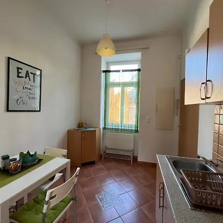 Messe-wien Luminous Flat Apartment *