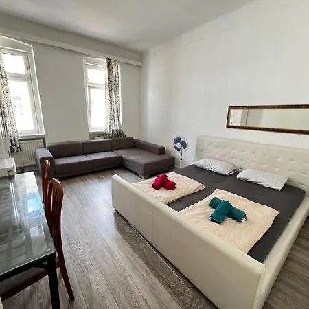 Sam-26 Apartment *