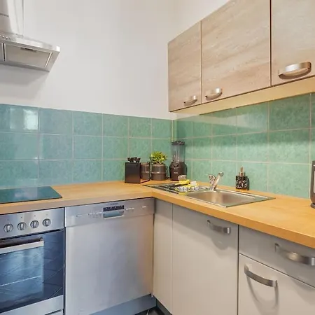 Anthrazit Oasis Near Center Shoppingstreet 3 * Vienna
