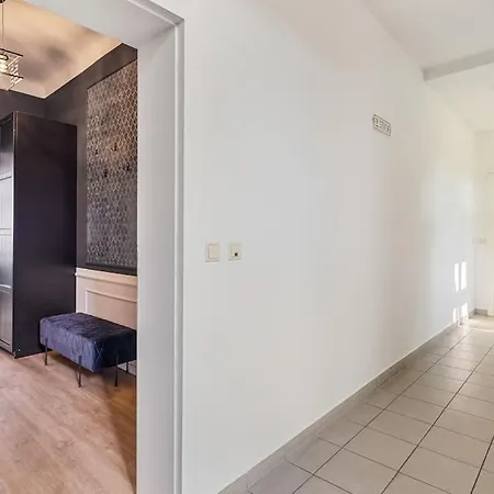 Apartment Anthrazit Oasis Near Center Shoppingstreet 3 *