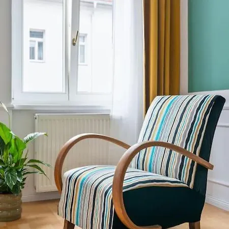 Apartment Anthrazit Oasis Near Center Shoppingstreet 3 Vienna
