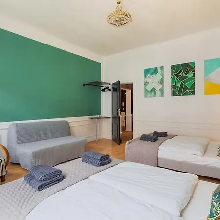 Anthrazit Oasis Near Center Shoppingstreet 3 Apartment