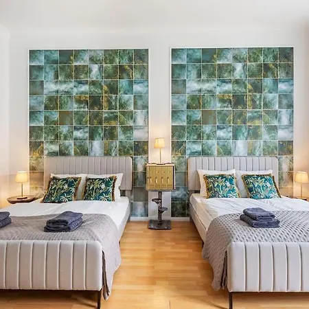 Anthrazit Oasis Near Center Shoppingstreet 3 * Vienna