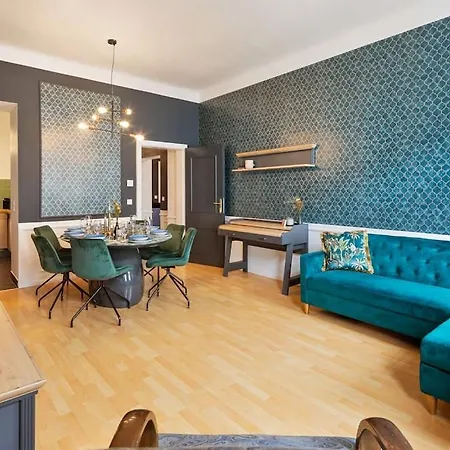 Anthrazit Oasis Near Center Shoppingstreet 3 Apartment