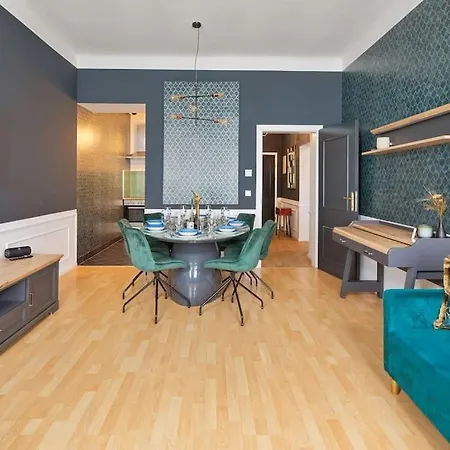 Anthrazit Oasis Near Center Shoppingstreet 3 * Vienna