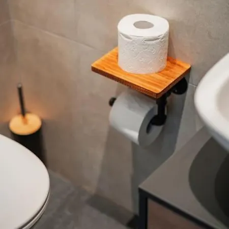 Premium Studio With Free Parking *