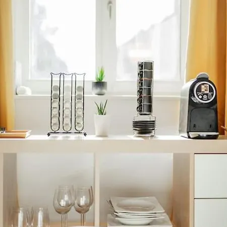 Premium Studio With Free Parking Apartment *