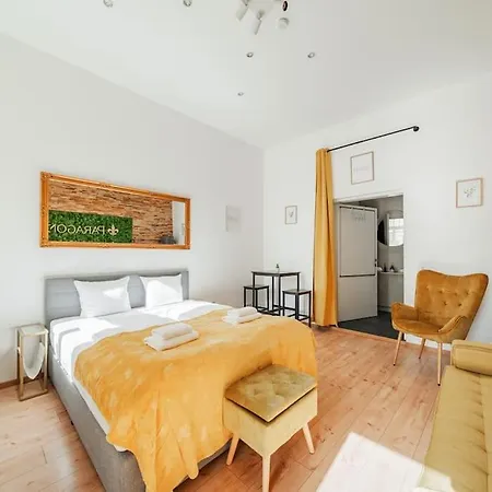 Apartment Premium Studio With Free Parking