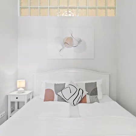 Apartment Chic - Near U3 Metro *