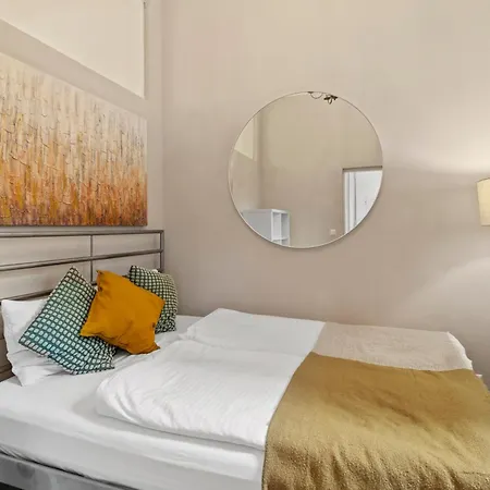 Apartment Chic - Near U3 Metro *