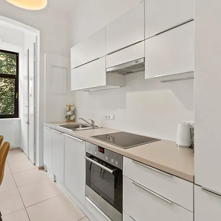 Apartment Chic - Near U3 Metro