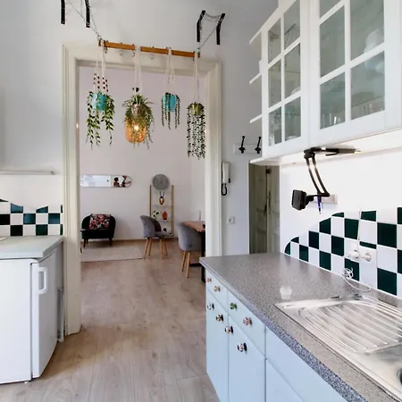 Cute Boho With Balcony Vienna
