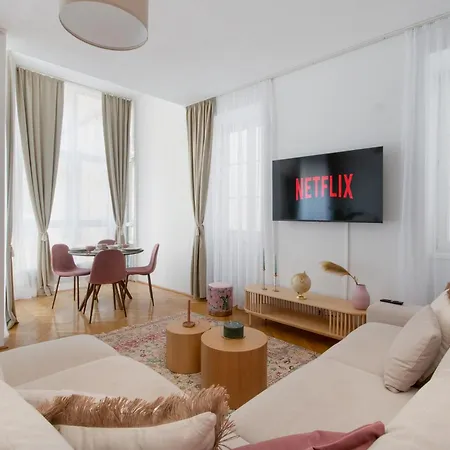 Luxuswohnung In Wiens Zentrum *