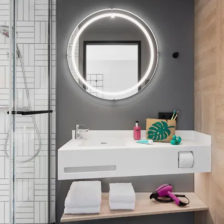 Hotel Moxy East *