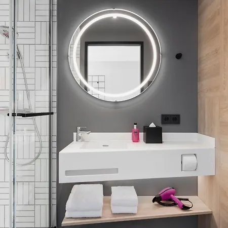 Hotel Moxy East *