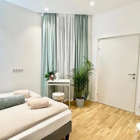 Charm Favoriten Apartment Vienna