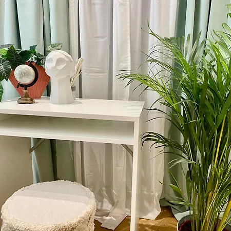 Charm Favoriten Apartment