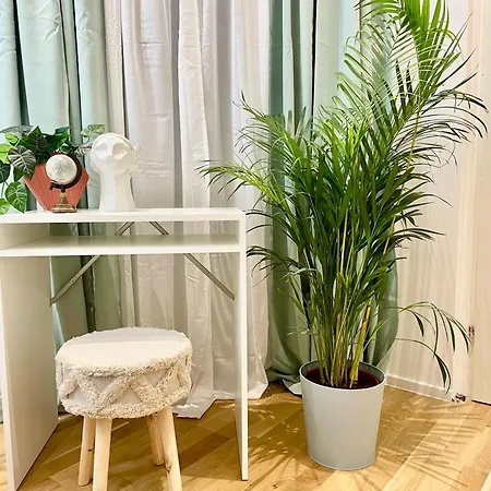 Charm Favoriten Apartment *