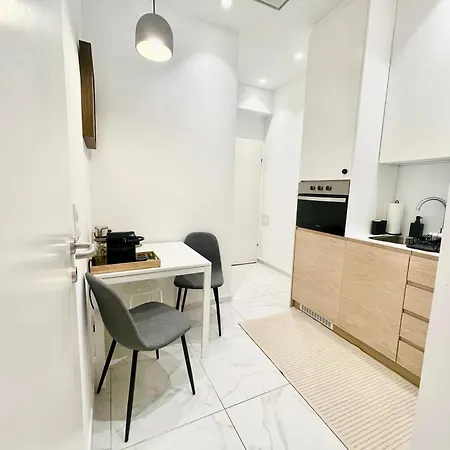 Charm Favoriten Apartment