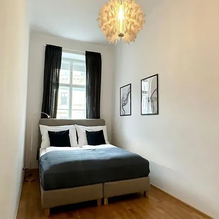Beautiful Location *